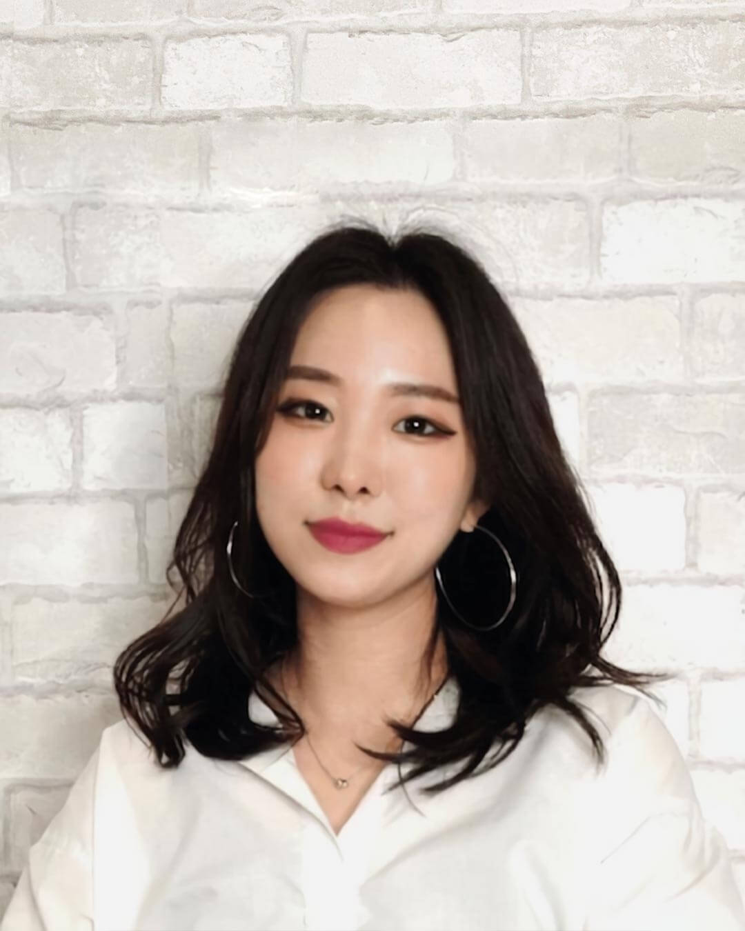 한국인 시니어 스타일리스트 Lily